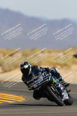 media/Oct-08-2022-SoCal Trackdays (Sat) [[1fc3beec89]]/Turn 16 (125pm)/